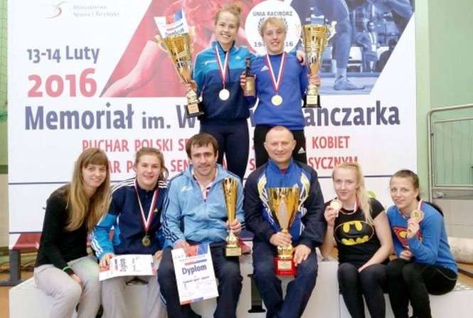 Zapaśniczki Cementu-Gryfa Chełm wywalczyły podczas Pucharu Polski aż siedem medali<br />
<br />
fot. archiwum klubowe