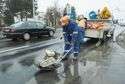 Na łaty zużyto już 180 ton asfaltu (w podobnym okresie ubiegłego roku potrzeba było 300 ton), ale to dopiero początek „cerowania” dróg po zimie