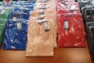 Policjanci znaleźli podrobione ubrania. Były warte 100 tys. zł