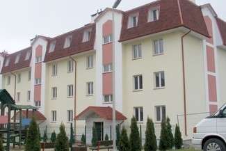 Ten budynek zostanie oddany do użytku już w maju (fot. Jacek Barczyński)