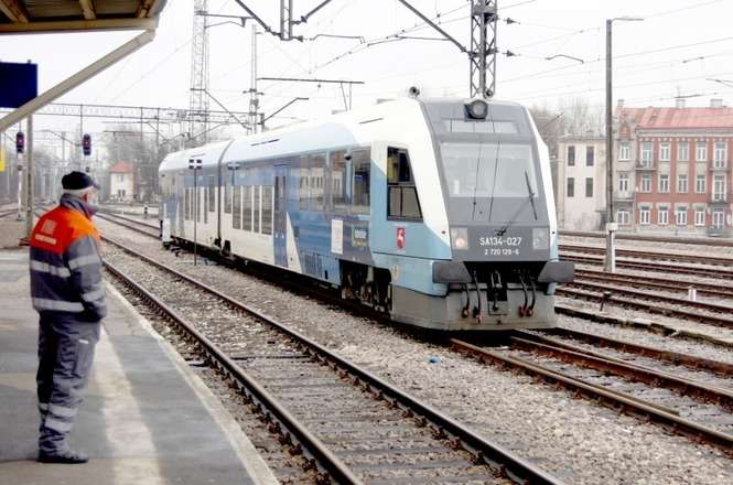 Szynobus, który w piątek przed godz. 13 wjechał na dworzec w Lublinie, nie przywiózł pasażerów