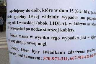 Autobus przejechał kobietę. Rodzina szuka świadków wypadku koło Lidla