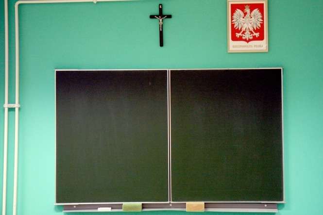 Niektórzy pomysły polskiego rządu nazywają "zamachem na edukację"
