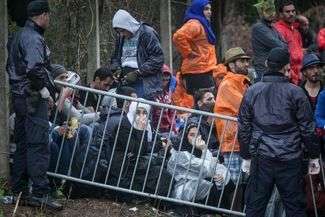 Uchodźcy na pograniczu serbsko-chorwackim. Fot. Jacek Szydłowski