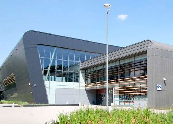 Jedną z ciekawszych hal, która może posłużyć za wzór dla obiektu w Puławach jest Arena Legionowo (fot. Arena Legionowo)