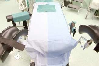 977 tyle zabiegów przerwania ciąży  w całym kraju zarejestrowało w 2014 roku Ministerstwo Zdrowia. 120–150 tysięcy tyle aborcji rocznie wykonuje się w Polsce (wg. Federacji na Rzecz Kobiet i Planowania Rodziny)