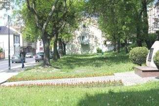 Miasto przypomniało sobie o skwerku przy ul. Pocztowej