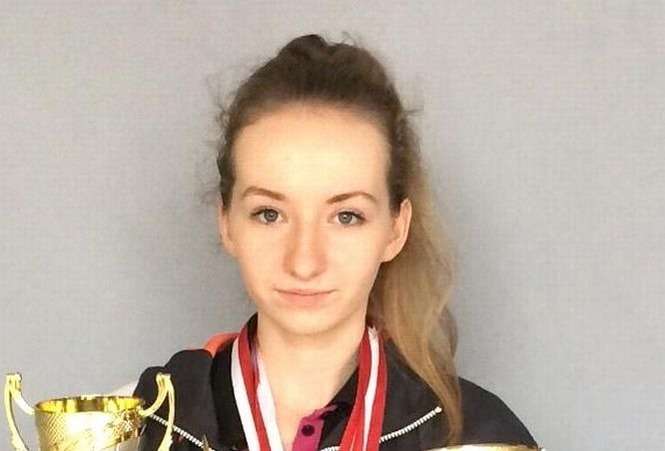Karolina Lalak z medalami zdobytymi w Ostródzie<br />
<br />
Fot. dw