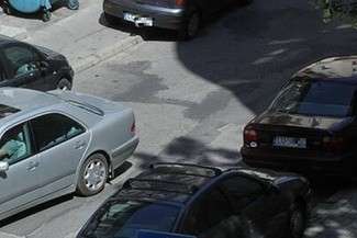 Demolowali auta na parkingu na Kalinie