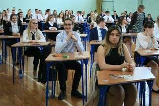 Matura 2016 z języka polskiego w ZSO nr 1 im. KEN w Puławach (fot. Radosław Szczęch)