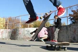 Hrubieszów inwestuje w sport: nowe boiska i bieżnia oraz skatepark i ścianka wspinaczkowa