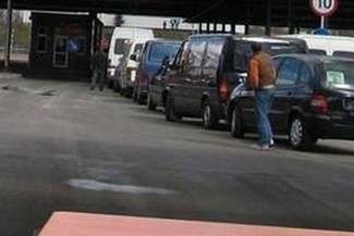 10-kilometrowa kolejka na granicy w Koroszczynie