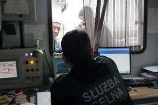 GDDKiA: "Strajk włoski" na granicy, 250 ciężarówek czeka w Koroszczynie