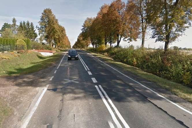Remont 16 kilometrów drogi 835 od Wysokiego do Piotrkowa będzie kosztować 55,4 miliona złotych i potrwa do końca października przyszłego roku (fot. Google Street View)
