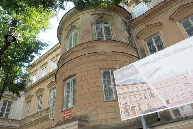 Obiekt przy pl. Litewskim 5 został zbudowany w latach 1860–62 według projektu Juliana Ankiewicza. Mieściła się w nim siedziba rządu gubernialnego. W dwudziestoleciu międzywojennym służył wojsku, znajdowały się w nim także agendy urzędu wojewódzkiego. Po II wojnie światowej stał się własnością UMCS