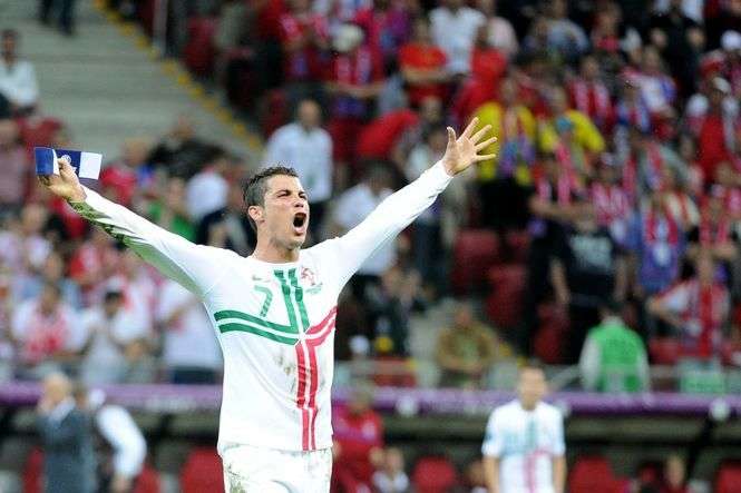 Cristiano Ronaldo jeszcze nigdy nie wygrał wielkiego turnieju z reprezentacją Portugalii<br />
<br />
Fot. laczynaspilka.pl
