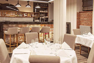 Restauracja Trzy Romanse i Cafe Souvenir