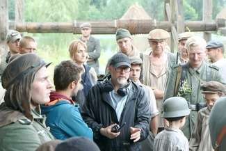 Wojciech Smarzowski na planie "Wołynia" (fot. Maciej Kaczanowski)