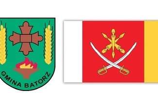 Różnica między herbami jest znaczna: po lewej stronie stary herb, po prawej – nowy, zatwierdzony przez heraldyków
