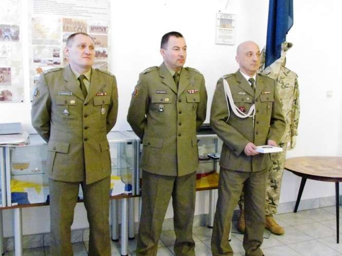 Płk Tadeusz Nastarowicz (w środku), fot. Katarzyna Tracz, WKU Zamość
