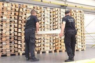 Podrabiają nawet palety. Celnicy nie dali się nabrać