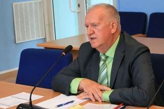 Ryszard Jabłoński przyznał, że ceny, jakie OPEC płaci za ciepło Zakładom Azotowym nie są przez niego negocjowane, a obecna umowa skończy się dopiero za 9 lat. Za wysokość opłat, zdaniem prezesa, odpowiadają urzęcznicy z URE (fot. Radosław Szczęch)