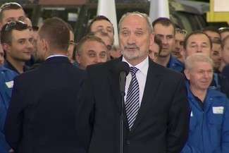 Antoni Macierewicz: Śmigłowce Black Hawk trafią do wojsk specjalnych