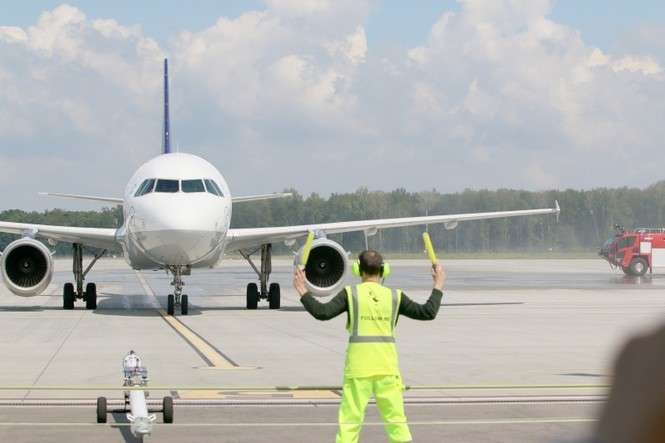 Żeby lotnisko się bilansowało, powinno odprawiać co najmniej 1 mln pasażerów rocznie (fot. Maciej Kaczanowski)