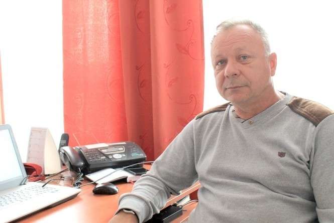 Mariusz Skrzat, dyrektor RZSW w Puławach zapewnia, że spełni wszystkie oczekiwania rolników, jeśli ci uregulują swoje zobowiązania wobec spółek i zgodzą się na podwyżkę opłat (fot. Radosław Szczęch)
