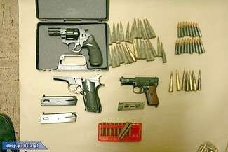 Rewolwer znaleziony u samorządowca (fot. CBŚP)