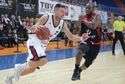Stefan Balmazović (z piłką) to najlepszy strzelec TBV Startu i drugi najskuteczniejszy gracz w PLK ze średnią 18,1 punktu na mecz
FOT. WOJTEK NIEŚPIAŁOWSKI