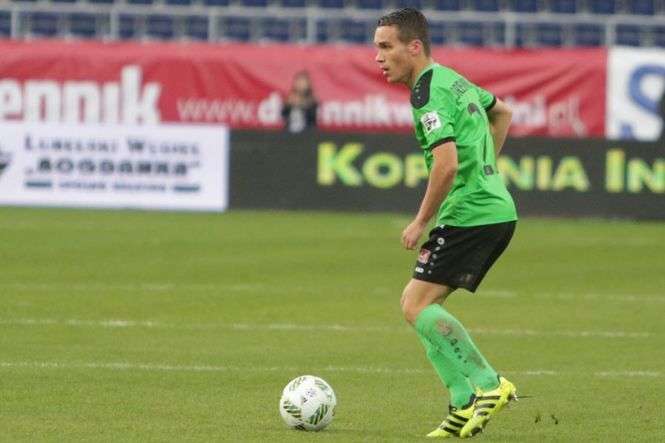 Szymon Drewniak strzelił drugiego gola w sezonie, ale Górnik i tak przegrał w Krakowie<br />
<br />
Fot. Wojciech Nieśpiałowski