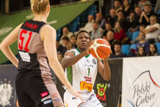 
Uju Ugoka jest jedną z czołowych zawodniczek Pszczółki AZS UMCS

Fot. azs.umcs.pl