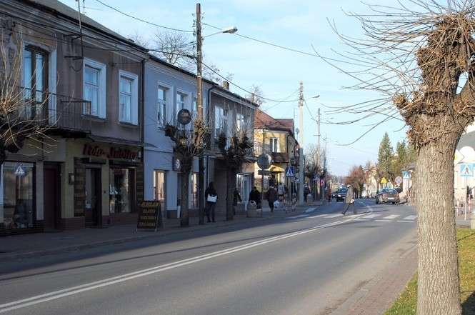 Tak dziś wyglądają kamienice w centrum Opola Lubelskiego (fot. UM Opole Lubelskie)