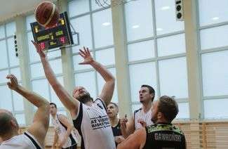 Fot. archiwum/Maciej Kaczanowski

Najlepsze drużyny Konferencji C to GoPro i Winiarnia u Dyszona