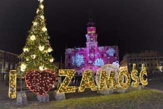 Świąteczne iluminacje w woj. lubelskim. Zamość liczy na większe zainteresowanie miastem