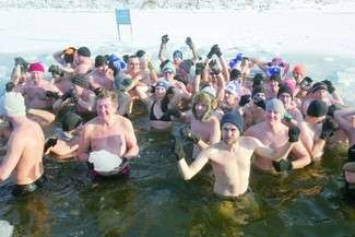 1000 igiełek energii i żadnych chorób. Jak zostać morsem i jak przygotować się do kąpieli?