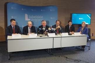 Dlaczego sieć szerokopasmowa nie przynosi dochodów? Marszałkowie i plan dla Polski wschodniej