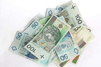 "W tym mieszkaniu stanie się tragedia". Wróżka odprawiła rytuał i... zniknęły pieniądze