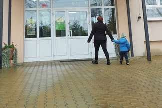 Zgodnie z nowymi przepisami samorządy są do zobowiązane do prowadzenia przynajmniej jednej szkoły