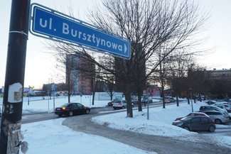 - Nowa droga nie rozwiąże problemów z dostępem do komunikacji publicznej – twierdzi Jan Kamiński, przewodniczący Rady Kultury Przestrzeni, która jest ciałem doradczym prezydenta Lublina. Uważa, że zdecydowanie lepiej byłoby wpuścić autobusy na ul. Bursztynową zamiast wysyłać je na obrzeża osiedli.