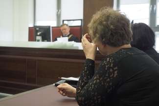 Ewa K. miała zdefraudować ponad 200 tys. zł. Nie przyznaje się do winy 
