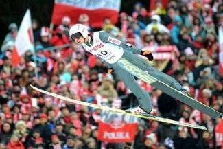 Piotr Żyła i jego koledzy z kadry narodowej cieszą się na zawody w Azji