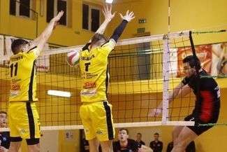Huragan Międzyrzec Podlaski – Czołg AZS Uniwersytet Warszawski 3:1