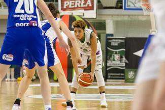 Asia Boyd i jej koleżanki są w coraz wyższej formie