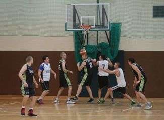 W rozgrywkach LNBA wystartowała faza play-off