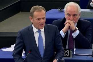 Ten wynik świadczy o skuteczności Donalda Tuska jako polityka, który nauczył się europejskiej polityki, wykorzystał czas spędzony w Brukseli do zdobycia poparcia unijnych przywódców - mówi dr Wojciech Maguś z UMCS
