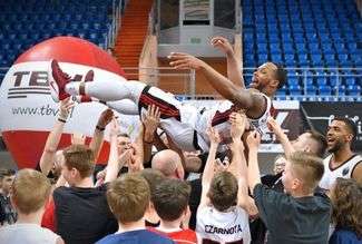 Nick Covington we wtorek zapewnił ekipie TBV Startu wygraną z MKS Dąbrowa Górnicza