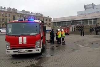 Zamach w Petersburgu. Wybuch bomby w metrze (wideo)