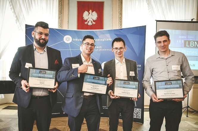 Laureaci wczorajszej edycji Lublin Biznes Network: (od lewej) Adizzi, Plantalux, MallNavigator, SkyTech Drones. Z ramienia Lubelskiego Parku Naukowo-Technologicznego będą uczestniczyli w eventach startupowych w Polsce i UE